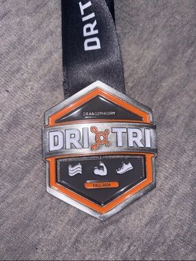 OrangeTheory Fall 2024 Dri Tri Finisher Medal